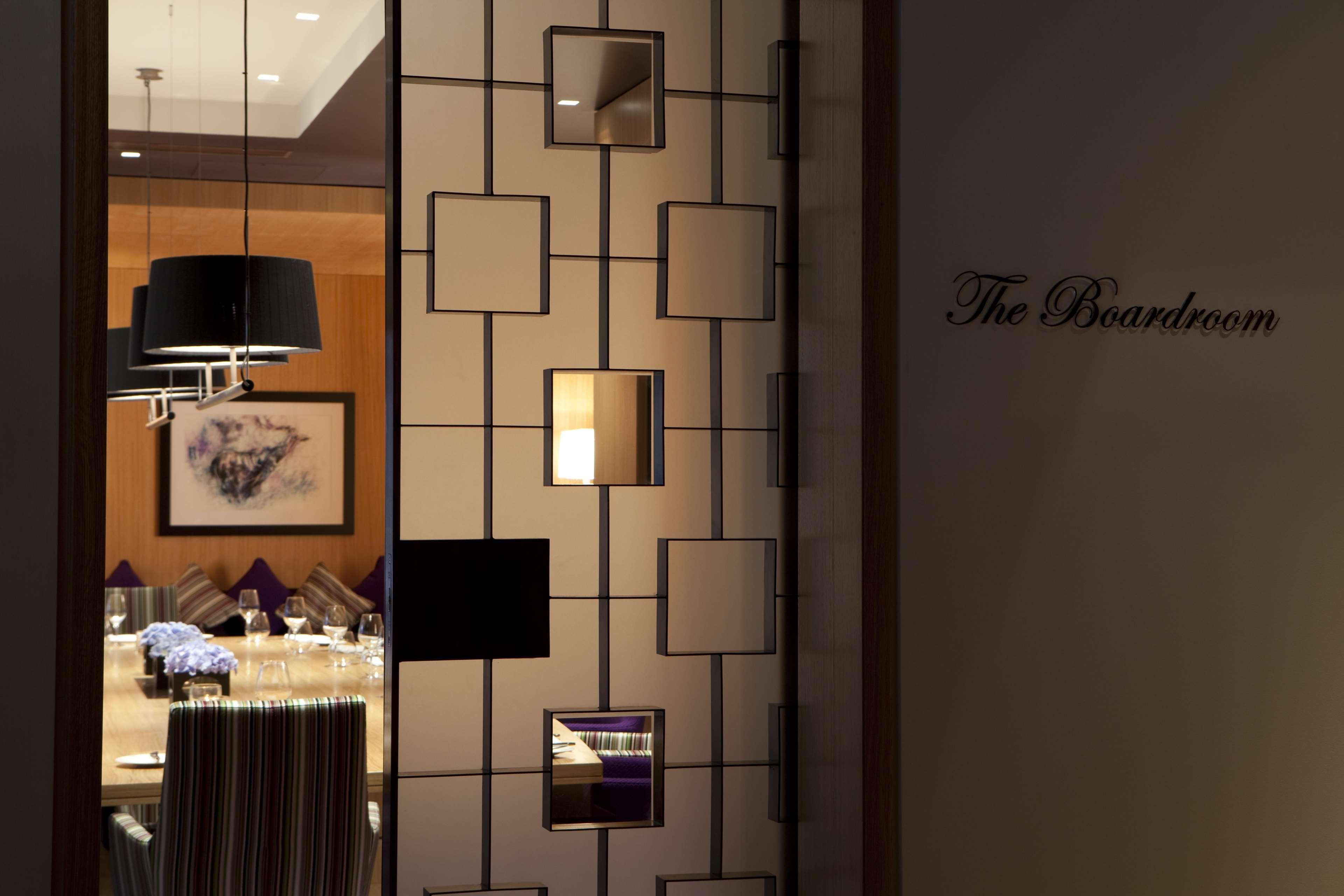 The Fitzwilliam Hotel Белфаст Ресторан фото The Boardroom